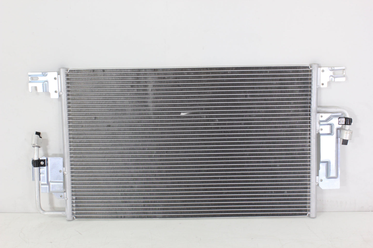 VUE 05-07 A/C CONDENSER, 2.2L Eng., 4 Cyl