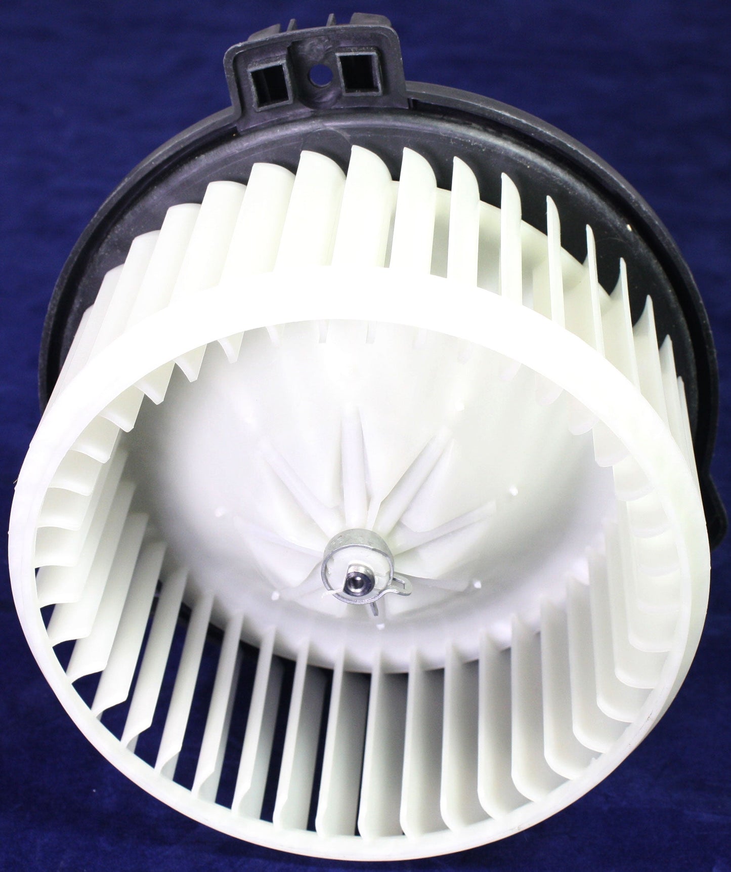 AVALON 00-04 BLOWER MOTOR, XLS Models
