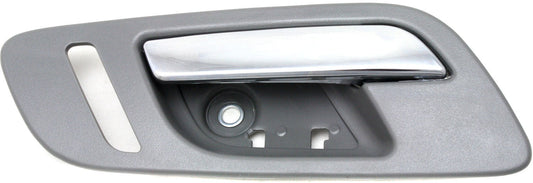 SILVERADO/SIERRA 1500 07-13 / 2500 HD/3500 HD 07-14 FRONT INTERIOR DOOR HANDLE LH, Chrme Lvr and Gray Hsg., w/ Small Hole, Excludes 2007 Classic